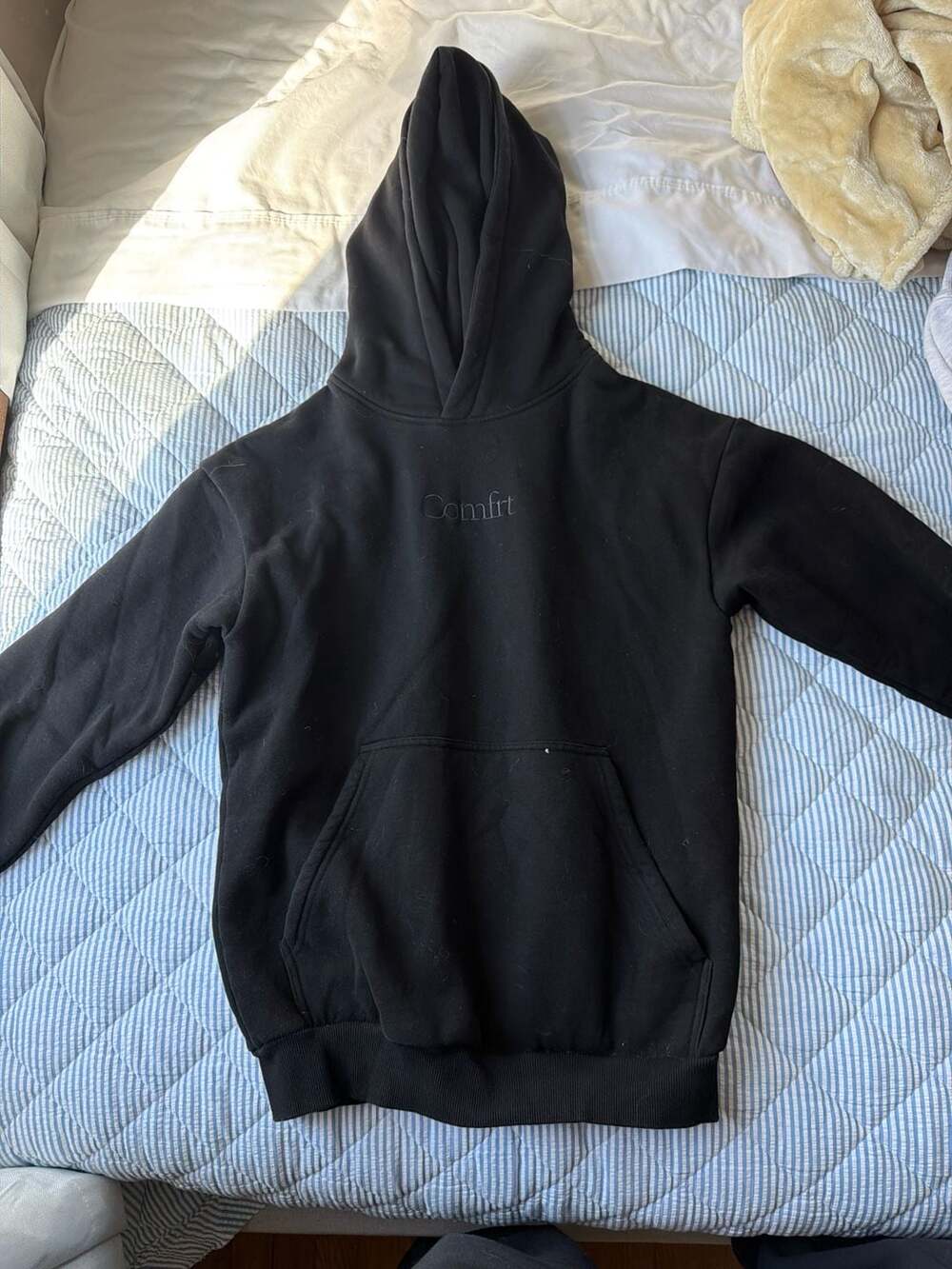 Comfrt Signature Logo Oversized Pullover Hoodie Black XS